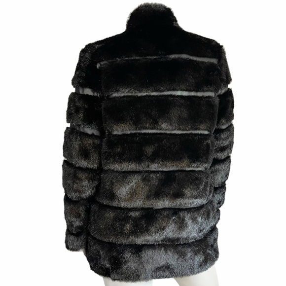 PAMELA MCCOY Black Vegan Leather & Fur Zip Up Jacket - Picture 3 of 5